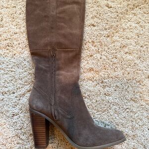 Kenneth Cole Brown Heeled Boots.  New